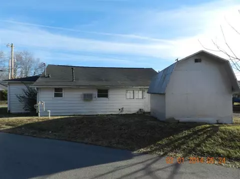 818 Engineer, Corbin, KY 40701 photo 5