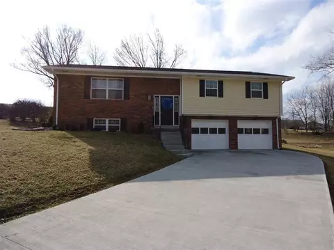 135 Meadow Brook Dr, Corbin, KY 40701 photo 1