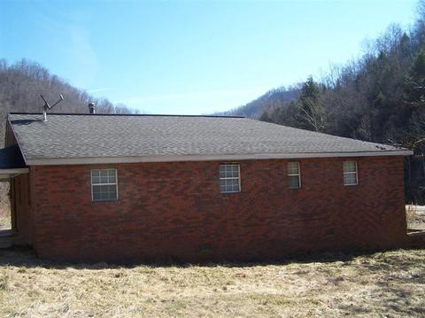 9499 Ky 718, Walker, KY 40997 photo 11