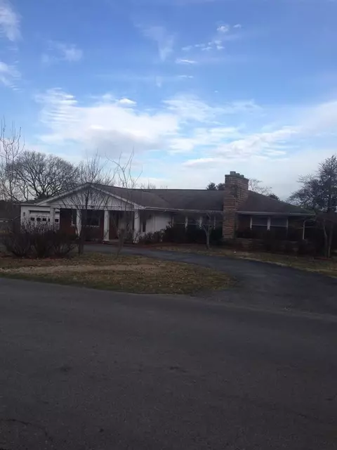 1207 7th Street Rd, Corbin, KY 40701 photo 2