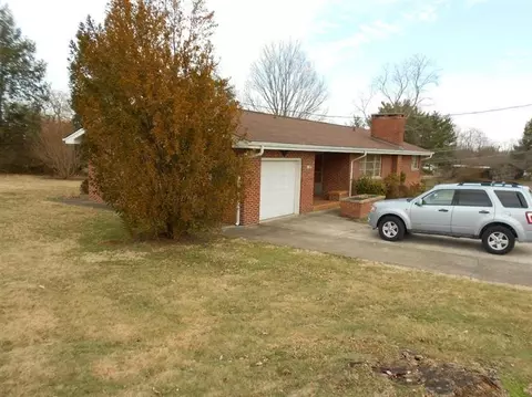 904 Phillips Ln, Corbin, KY 40701 photo 4