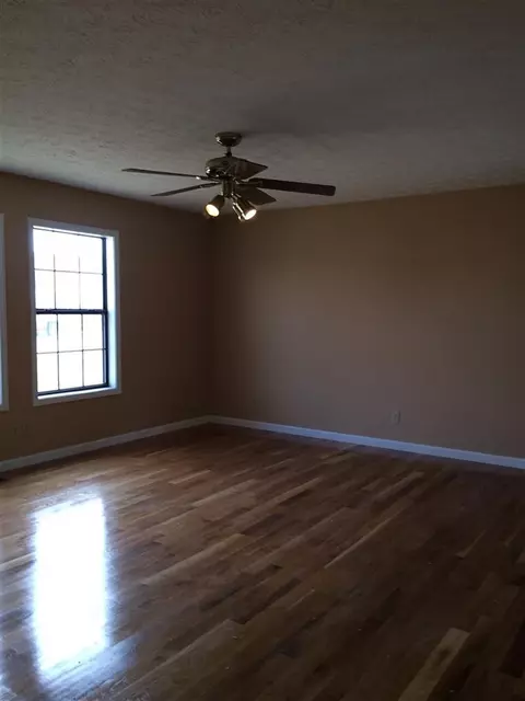 275 Verbena Dr, Corbin, KY 40701 photo 5