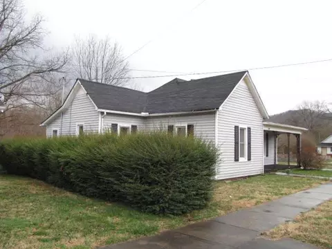 321 N 3rd St, Williamsburg, KY 40769 photo 8