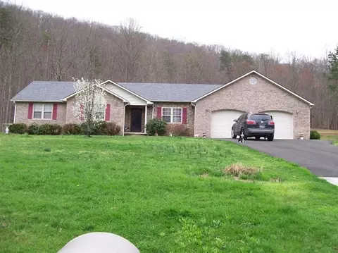 1182 Walker Rd, Walker, KY 40997 photo 1