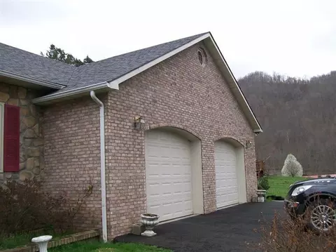 1182 Walker Rd, Walker, KY 40997 photo 2