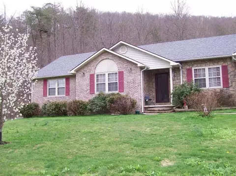 1182 Walker Rd, Walker, KY 40997 photo 3