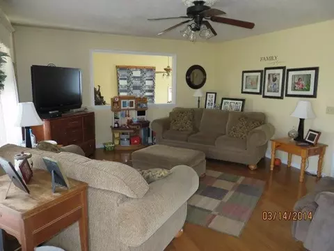 355 Spring Cut Cir, Corbin, KY 40701 photo 3