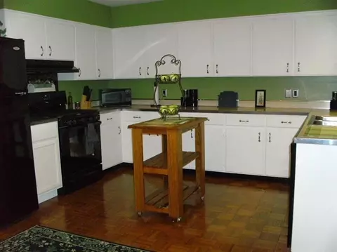417 Vandorn, Corbin, KY 40701 photo 2