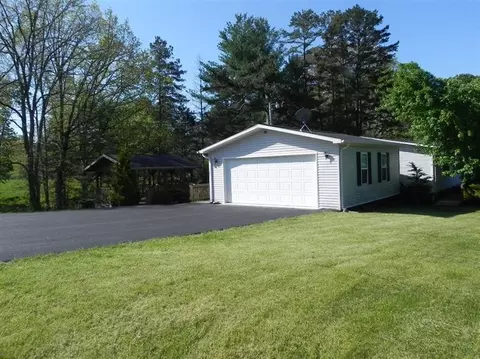 115 Baker Hideway Rd, Corbin, KY 40701 photo 2