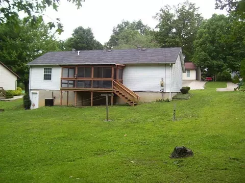206 Red Oak St, Corbin, KY 40701 photo 4
