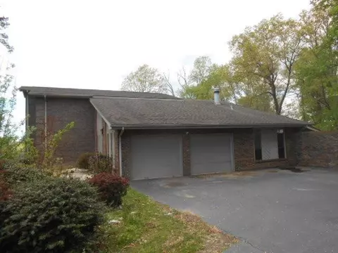 1010 Pinella Dr, Corbin, KY 40701 photo 3
