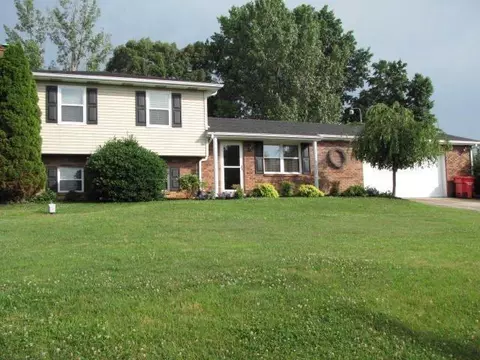 133 Steele Ln, Corbin, KY 40701 photo 1