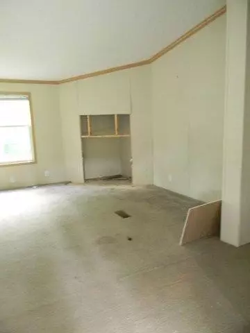 394 Timberland Cir, Corbin, KY 40701 photo 3