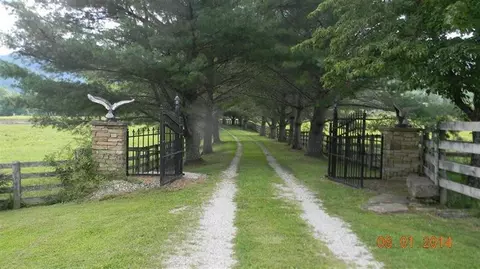 4476 E Highway 904, Williamsburg, KY 40769 photo 3