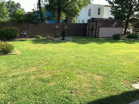 313 W 4th St, Corbin, KY 40701 photo 8
