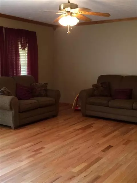 400 Verbena Dr, Corbin, KY 40701 photo 3