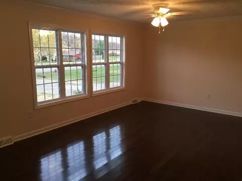 311 Lakeside, Corbin, KY 40701 photo 2