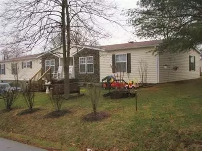 604 First St, Mount Sterling, KY 40353 photo 2