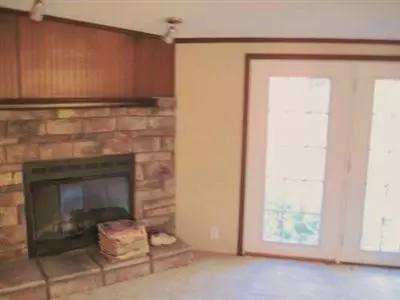 604 First St, Mount Sterling, KY 40353 photo 3