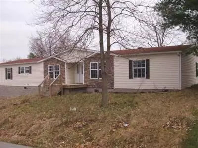 604 First St, Mount Sterling, KY 40353 photo 1