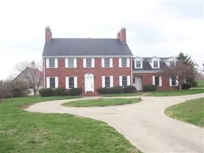 175 Pinckard Pike, Versailles, KY 40383 photo 1
