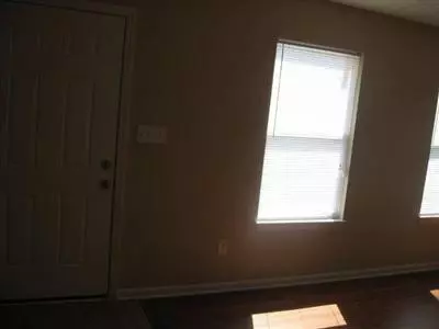 551 Beech St, Versailles, KY 40383 photo 8