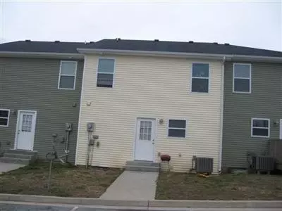 543 Beech St, Versailles, KY 40383 photo 2