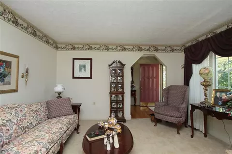 109 Pinehurst Dr, Georgetown, KY 40324 photo 6