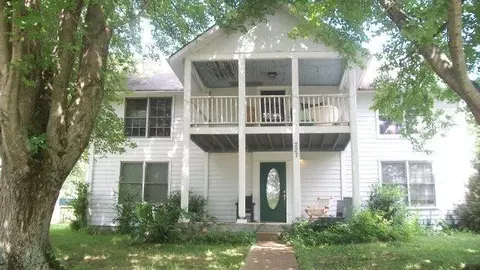 227 Bratcher Ln, Berea, KY 40403 photo 1