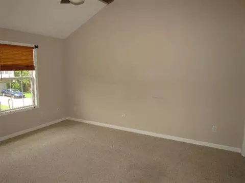 121 Devin Dr, Georgetown, KY 40324 photo 2