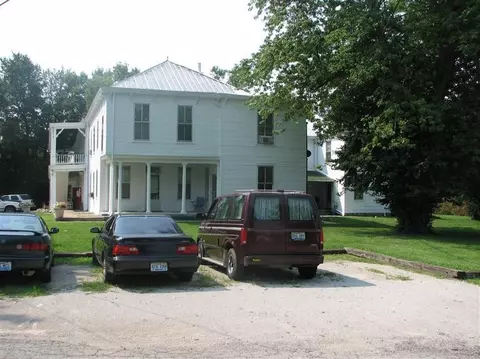 150 Pinecrest Ave, Paris, KY 40361 photo 3
