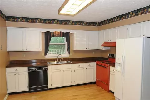 405 Aztec Trl, Georgetown, KY 40324 photo 7