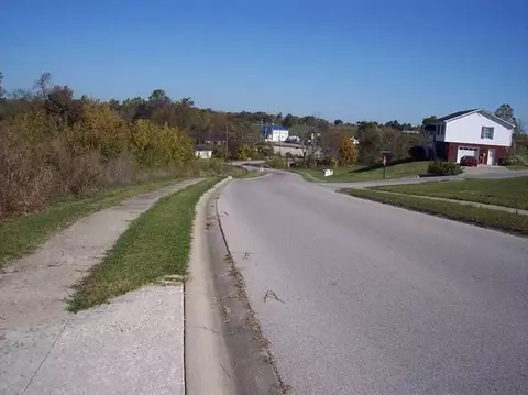 106 Saddle Brook Cir, Berea, KY 40403 photo 3