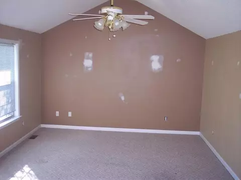 106 Saddle Brook Cir, Berea, KY 40403 photo 4
