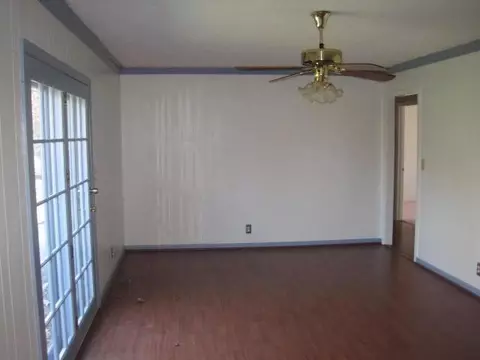 243 Farmbrook Cir, Frankfort, KY 40601 photo 9