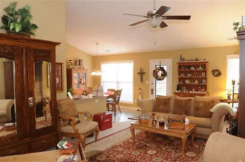 101 Ellen Ct, Georgetown, KY 40324 photo 4