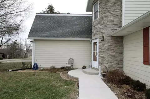 608 Lloyd Ct, Georgetown, KY 40324 photo 3