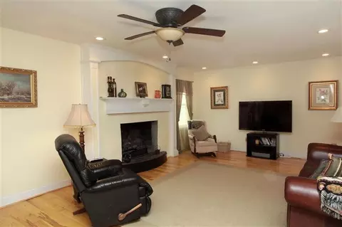 608 Lloyd Ct, Georgetown, KY 40324 photo 6