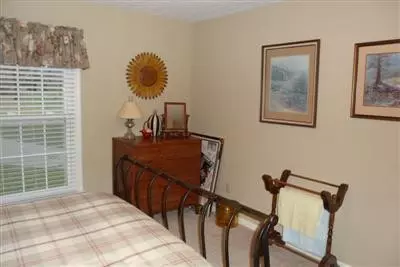 240 Farmbrook Cir, Frankfort, KY 40601 photo 19