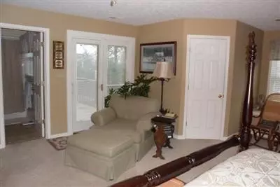 240 Farmbrook Cir, Frankfort, KY 40601 photo 26