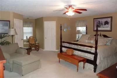 240 Farmbrook Cir, Frankfort, KY 40601 photo 28