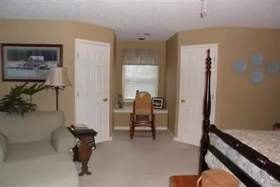 240 Farmbrook Cir, Frankfort, KY 40601 photo 27