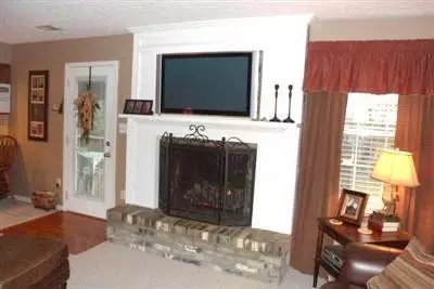 240 Farmbrook Cir, Frankfort, KY 40601 photo 6