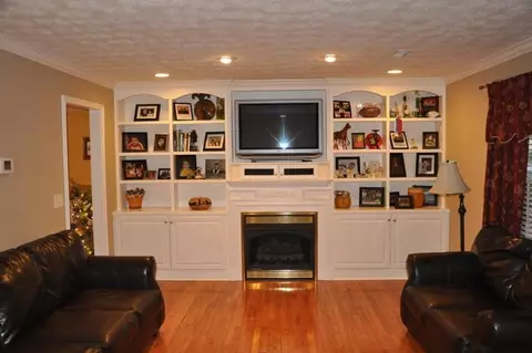 323 General Smith Dr, Richmond, KY 40475 photo 6
