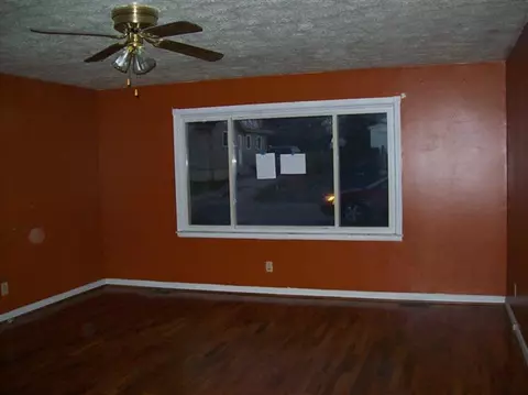 417 Chambers St, Paris, KY 40361 photo 9