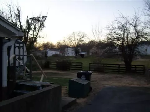 417 Chambers St, Paris, KY 40361 photo 13