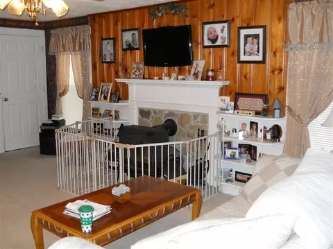 316 Main St, Berry, KY 41003 photo 4