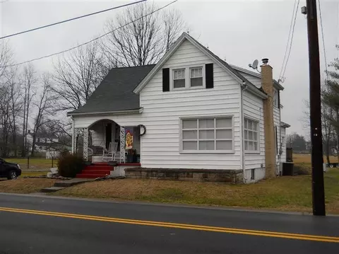 316 Main St, Berry, KY 41003 photo 2