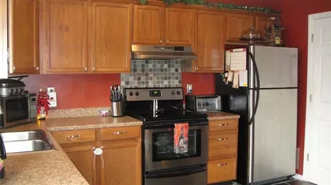 1189 Red Stone Dr, Lexington, KY 40509 photo 3