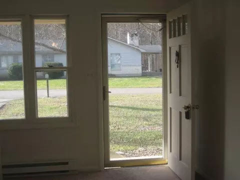 75 Conrad Estates Dr, Irvine, KY 40336 photo 7